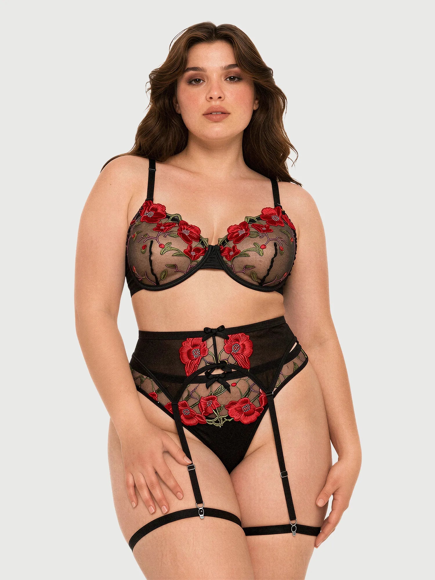 Orlaya Floral Embroidered Garter Set - Red